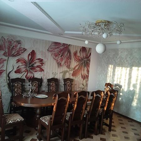 У Ані Laseschtschyna Exterior foto